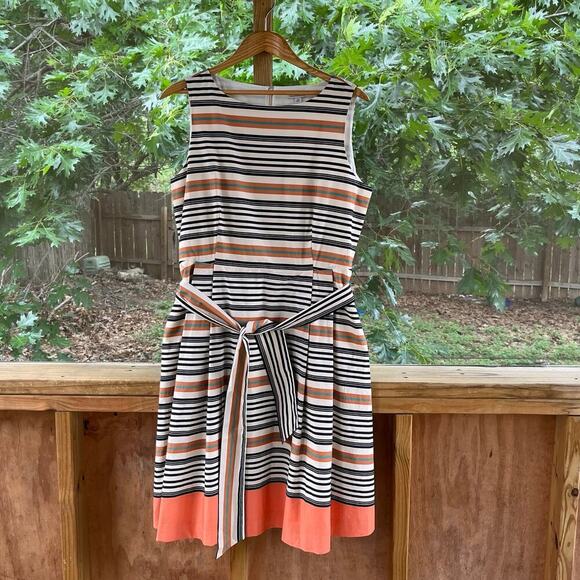 L.L. Bean Signature Women's Sleeveless Striped Dress Size 14. NEW - Picture 1 of 10